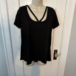 BP Nordstrom black cotton short sleeve top w/ distressing and V neckline detail
